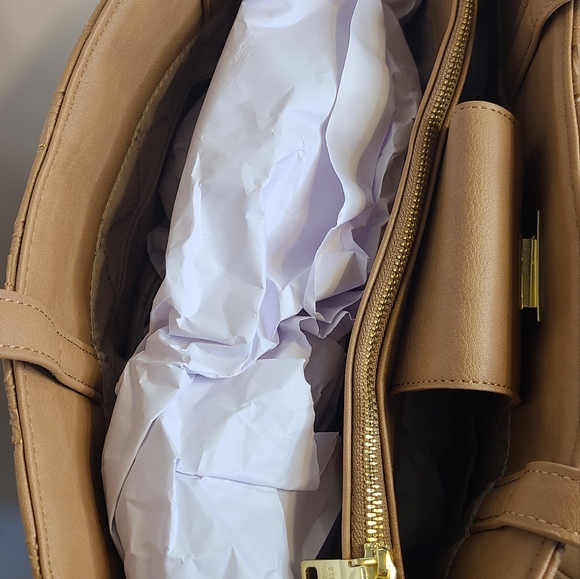 Large brown Steve Madden purse with a small wallet - Picture 9 of 9